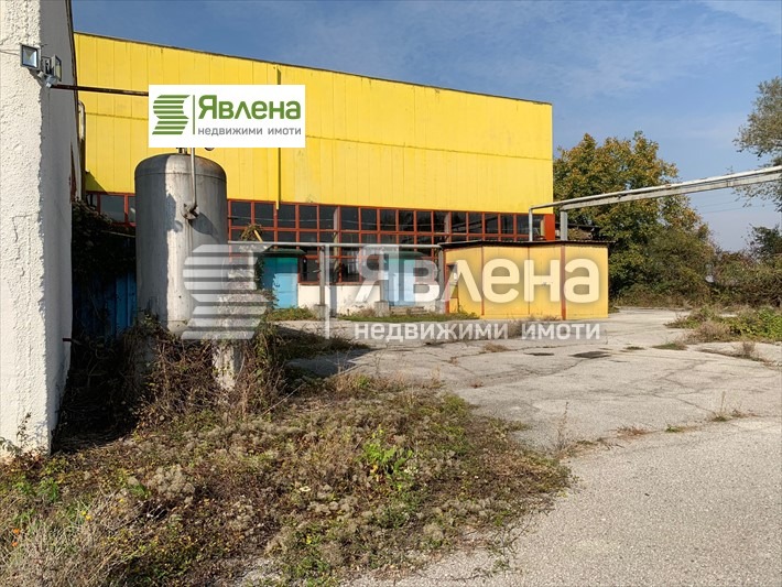 Zu verkaufen  Industriegebäude region Sofia , Wratschesch , 3230 qm | 43190574 - Bild [7]