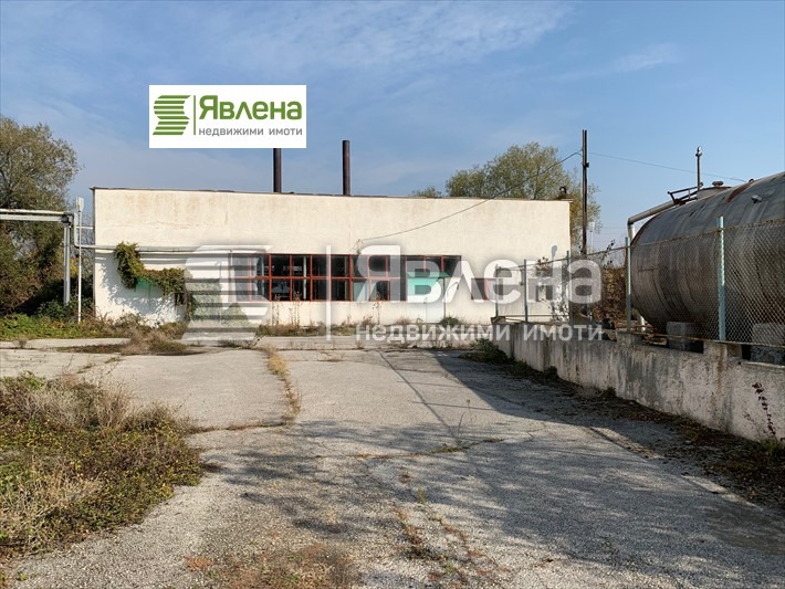 Zu verkaufen  Industriegebäude region Sofia , Wratschesch , 3230 qm | 43190574 - Bild [4]