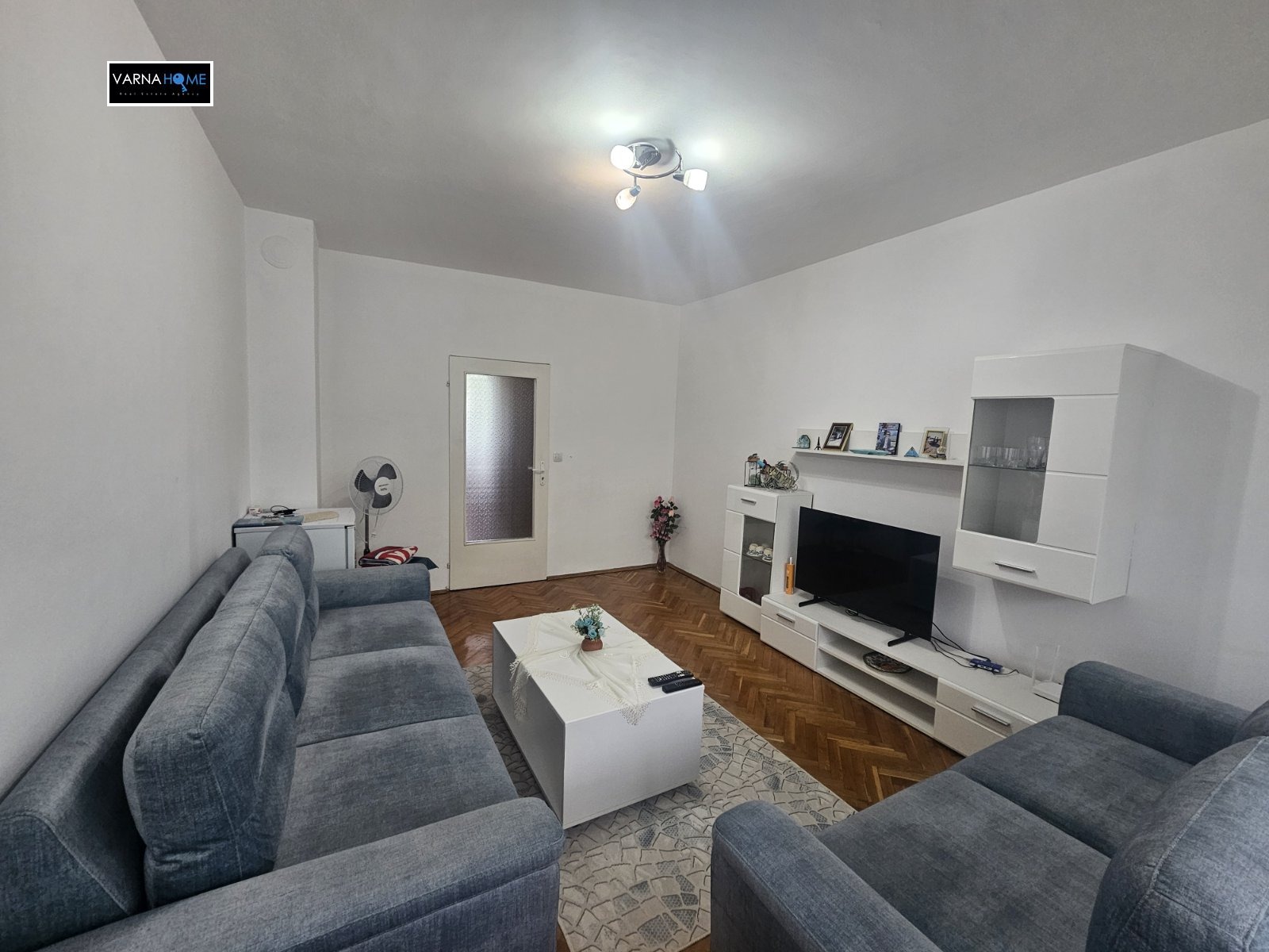 Продава 3-СТАЕН, гр. Варна, Автогара, снимка 2 - Апартаменти - 54640562