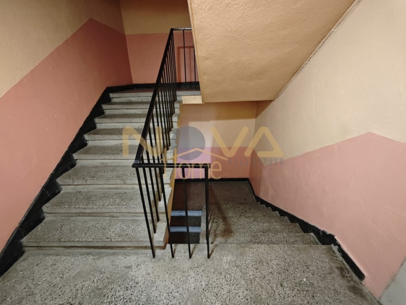 Продава 1-СТАЕН, гр. Варна, Окръжна болница-Генерали, снимка 8 - Апартаменти - 53334206