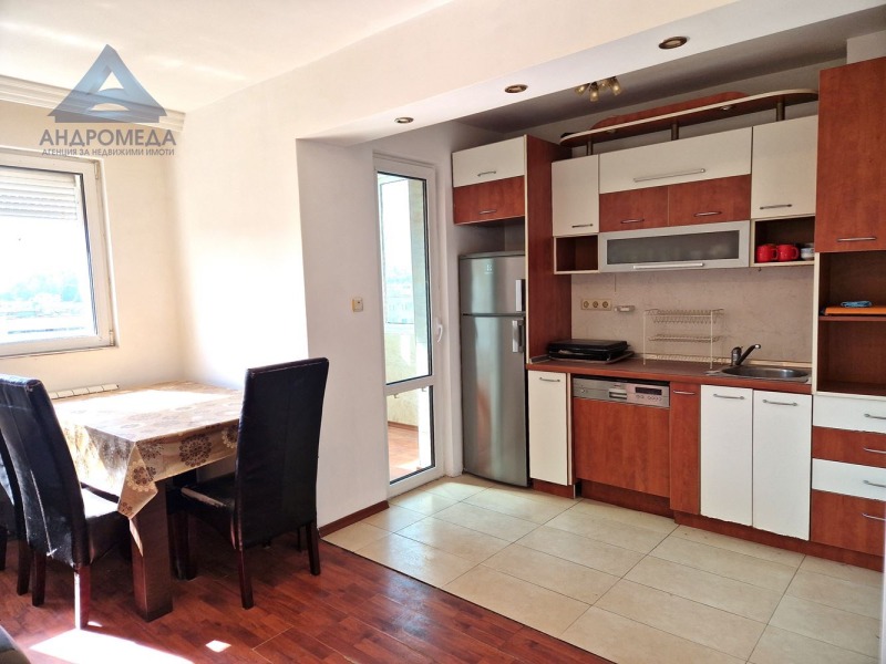 En venta  2 dormitorios Pleven , Shirok tsentar , 97 metros cuadrados | 26278125 - imagen [2]