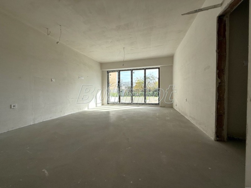 Продава 3-СТАЕН, гр. Варна, к.к. Св.Св. Константин и Елена, снимка 3 - Апартаменти - 53038924