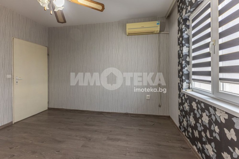Продава 3-СТАЕН, гр. Варна, Център, снимка 6 - Апартаменти - 53499457