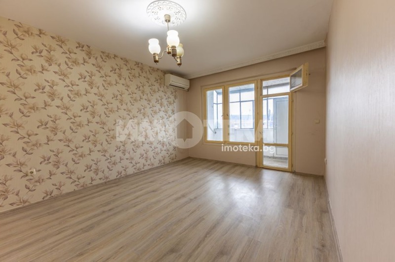 Продава 3-СТАЕН, гр. Варна, Център