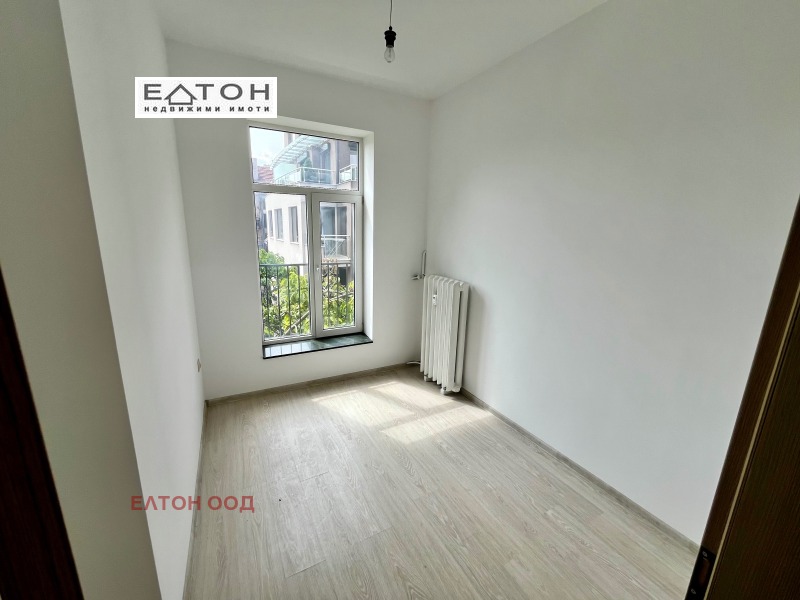 Te koop  3 slaapkamers Sofia , Tsentar , 140 m² | 23481531 - afbeelding [13]