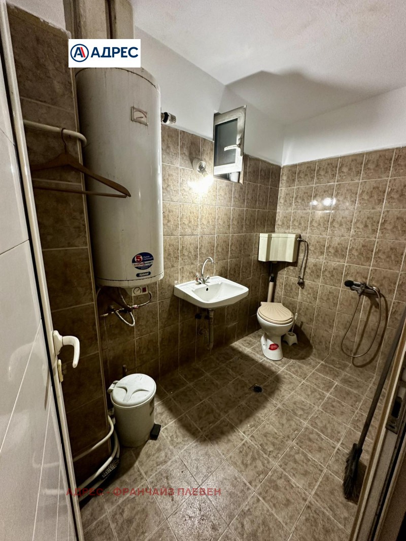 Продава КЪЩА, гр. Троян, област Ловеч, снимка 13 - Къщи - 52600064