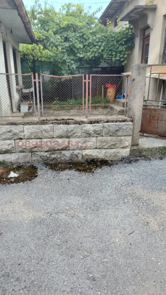 Продава КЪЩА, с. Гложене, област Ловеч, снимка 2 - Къщи - 55680748