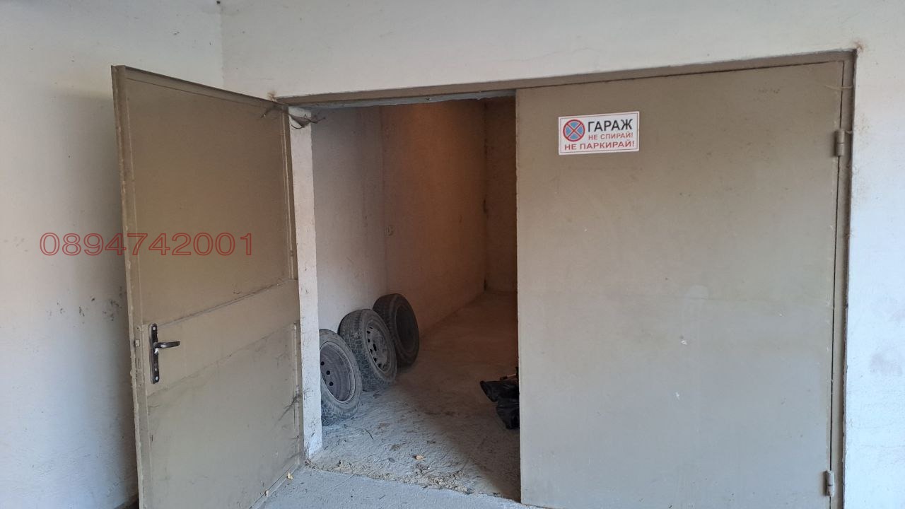 Продава ГАРАЖ, ПАРКОМЯСТО, гр. Пазарджик, Център, снимка 3 - Гаражи и паркоместа - 53834910