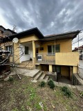 Продава КЪЩА, гр. Троян, област Ловеч, снимка 2