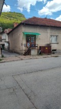 Продава КЪЩА, с. Гложене, област Ловеч, снимка 1