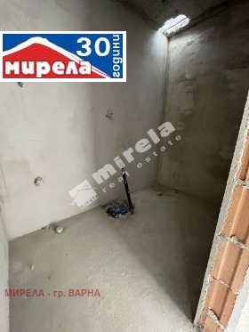 2-стаен град Варна, Колхозен пазар 7