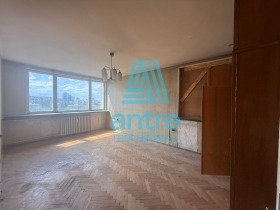 Продава 2-стаен град София Гоце Делчев - [1] 
