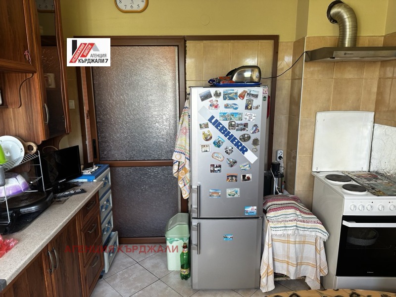 Продава 3-СТАЕН, гр. Кърджали, Байкал, снимка 6 - Апартаменти - 53588599