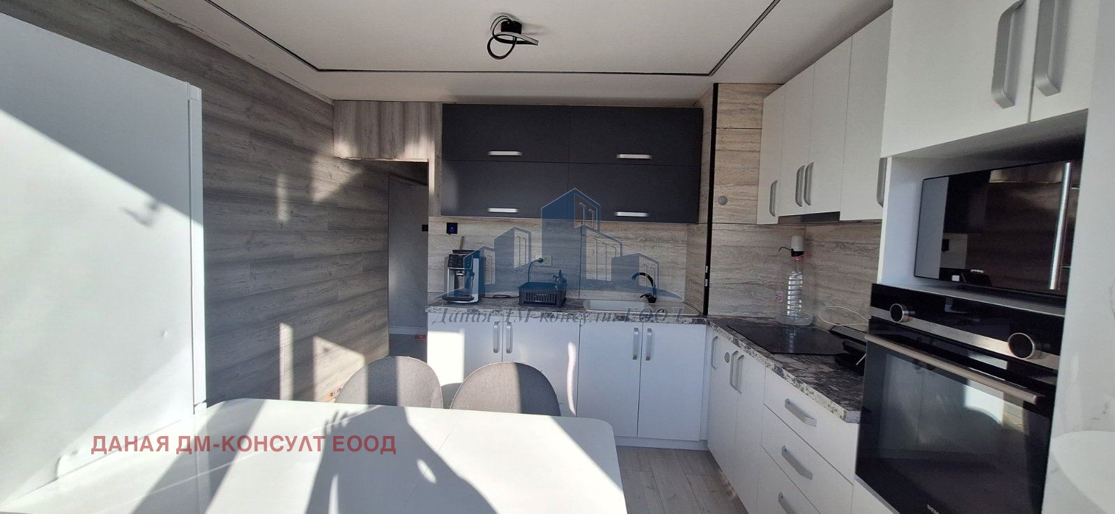 Продава 3-СТАЕН, гр. Шумен, Добруджански, снимка 2 - Апартаменти - 53091777