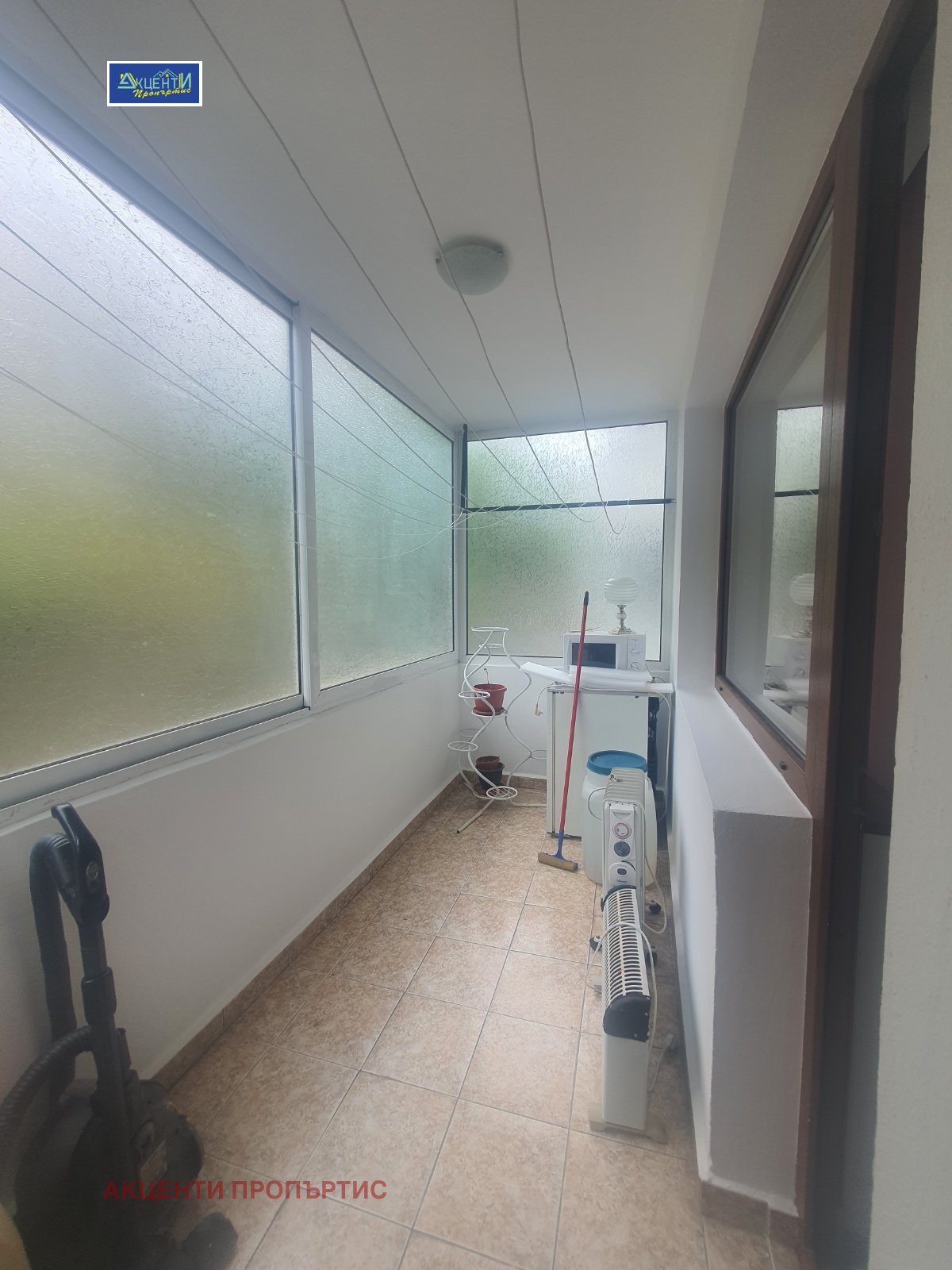 Продава 3-СТАЕН, гр. Велико Търново, Център, снимка 5 - Апартаменти - 53997613