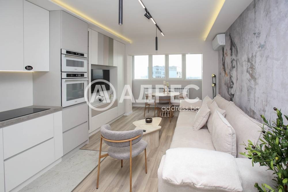 Продава МНОГОСТАЕН, гр. София, Дианабад