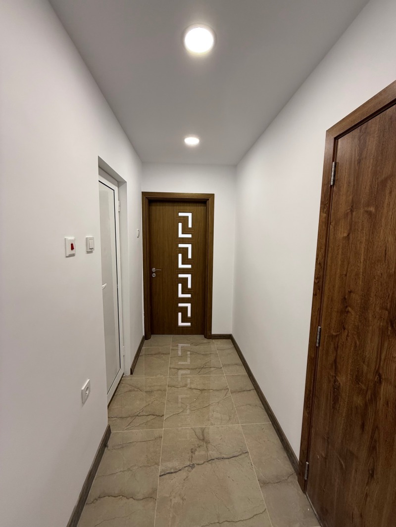 Продава 2-СТАЕН, гр. Русе, Здравец Изток, снимка 10 - Апартаменти - 52939732