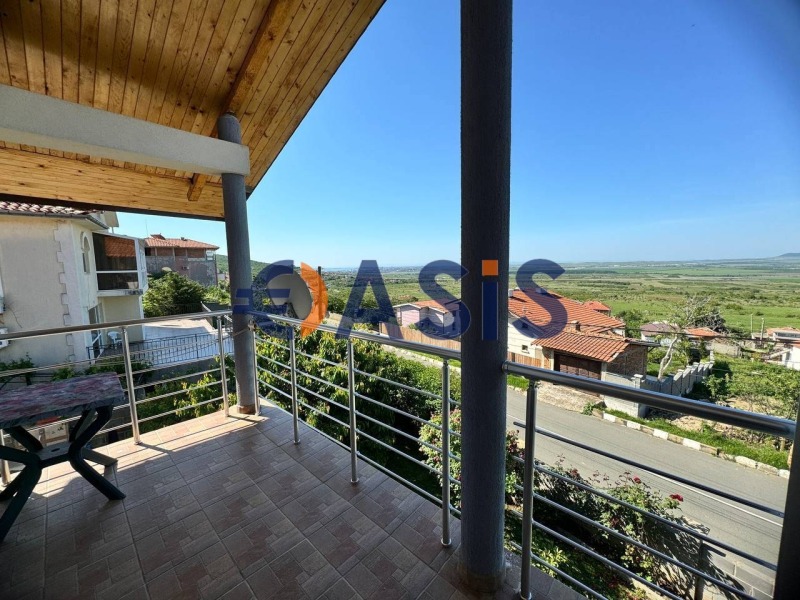 Продава КЪЩА, с. Кошарица, област Бургас