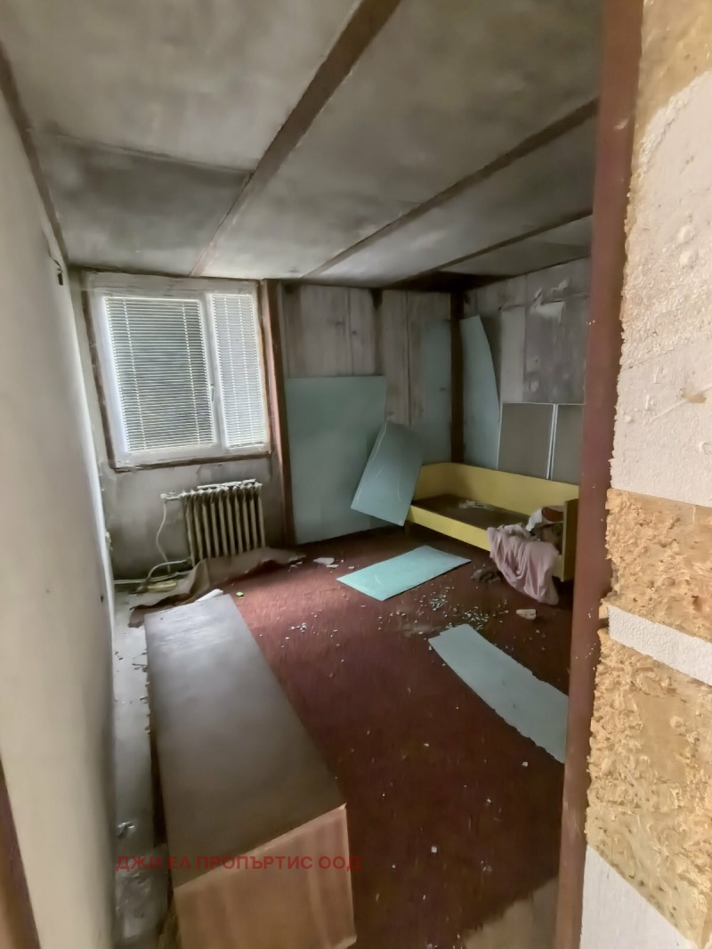 Продава КЪЩА, гр. София, гр. Нови Искър, снимка 3 - Къщи - 53570308