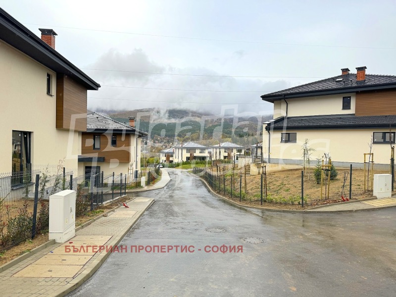 Продава КЪЩА, гр. София, с. Владая, снимка 4 - Къщи - 52769720