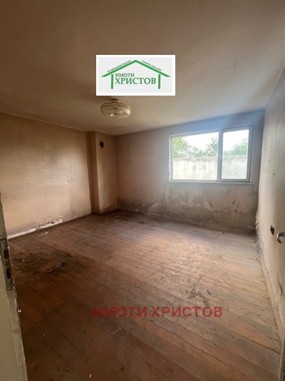 Продава КЪЩА, с. Васил Друмев, област Шумен, снимка 11 - Къщи - 54741693