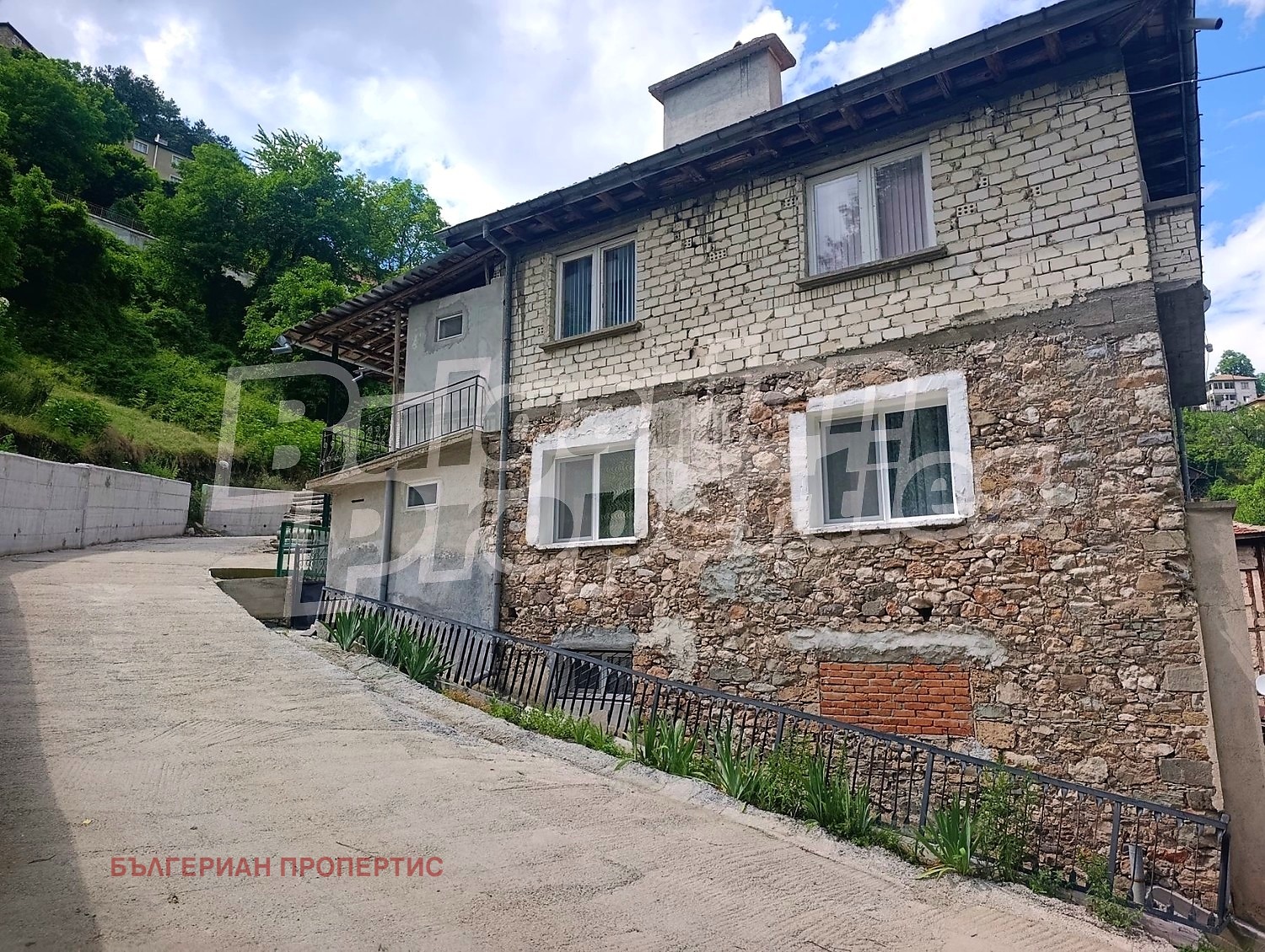 Продава КЪЩА, с. Дряново, област Пловдив