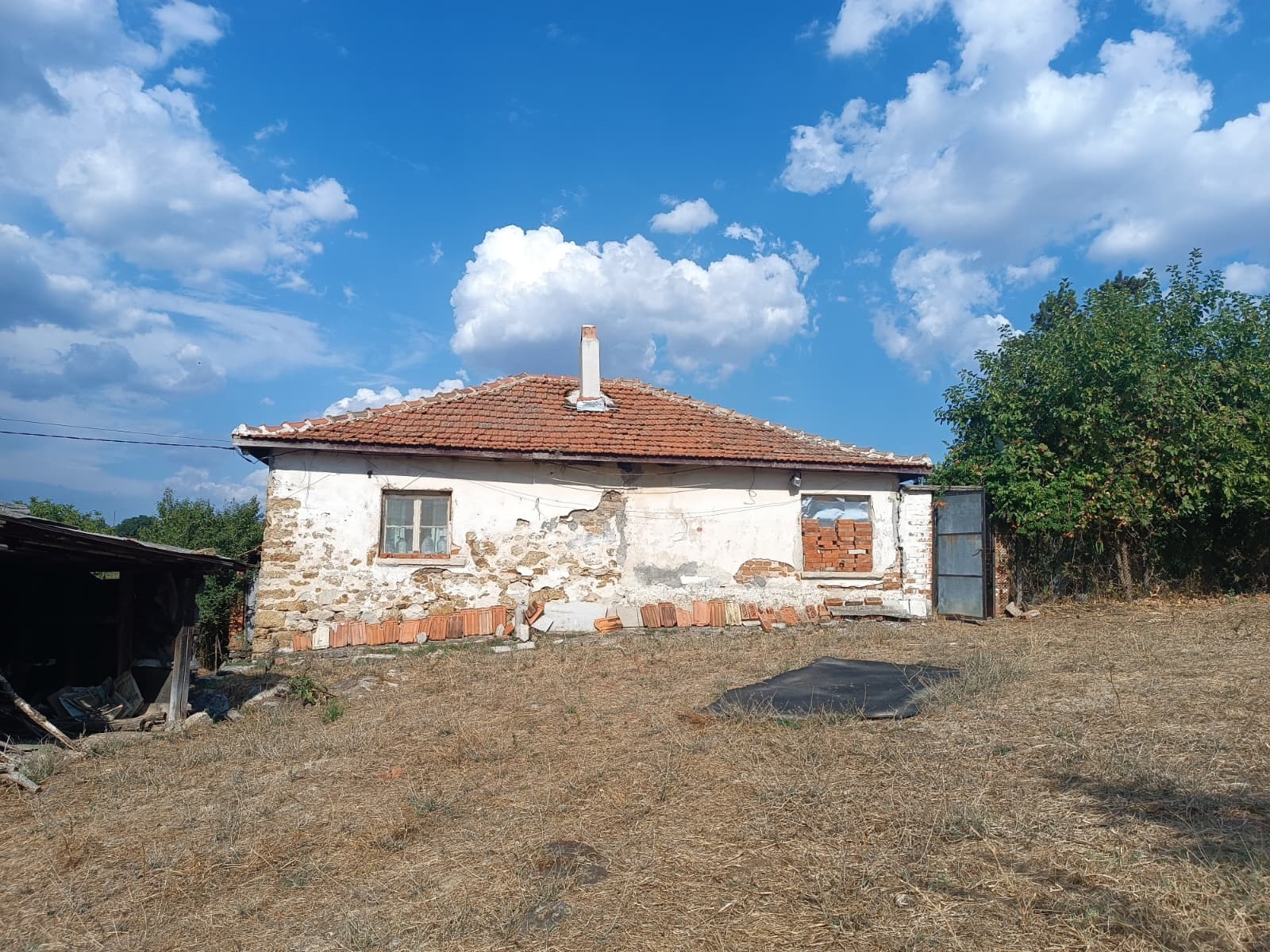 Продава КЪЩА, с. Криво поле, област Хасково