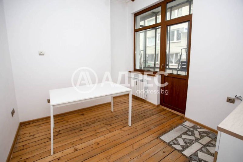 Na prodej  2 ložnice Sofia , Centar , 85 m2 | 34353624 - obraz [12]