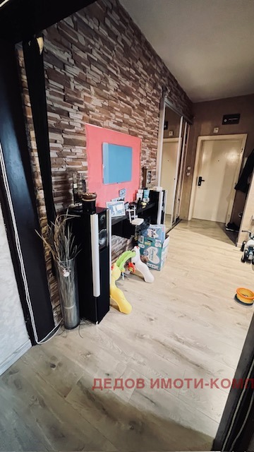 Продава 3-СТАЕН, гр. Стара Загора, Ремиза, снимка 2 - Апартаменти - 54187967