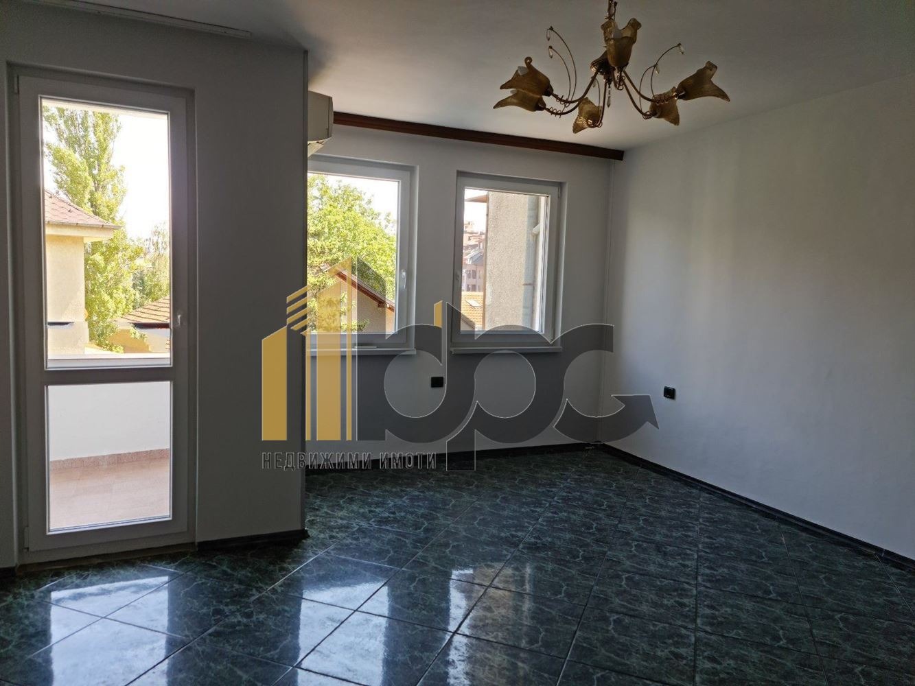 Продава 3-СТАЕН, гр. София, Редута, снимка 3 - Апартаменти - 54439677