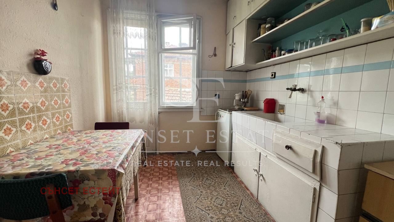 Продава КЪЩА, гр. Средец, област Бургас, снимка 8 - Къщи - 55096930