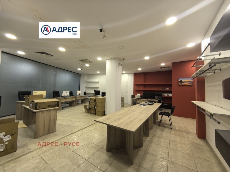 Продава ОФИС в град Русе, Център - 73 кв.м / 56 900 € » 111 286.73 лв., АДРЕС - РУСЕ