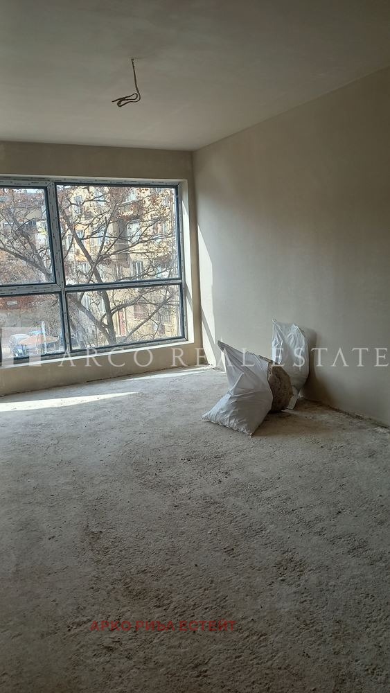 De vânzare  3 dormitoare Sofia , Țentâr , 145 mp | 15987974 - imagine [9]
