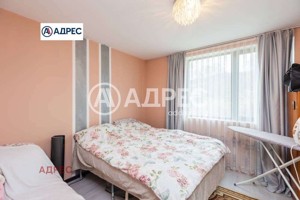 Продава КЪЩА, гр. Варна, Изгрев, снимка 2 - Къщи - 49834500