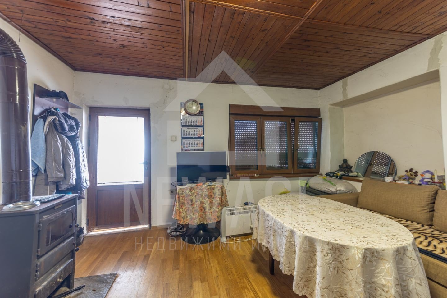 Продава КЪЩА, с. Баново, област Варна, снимка 3 - Къщи - 54522853