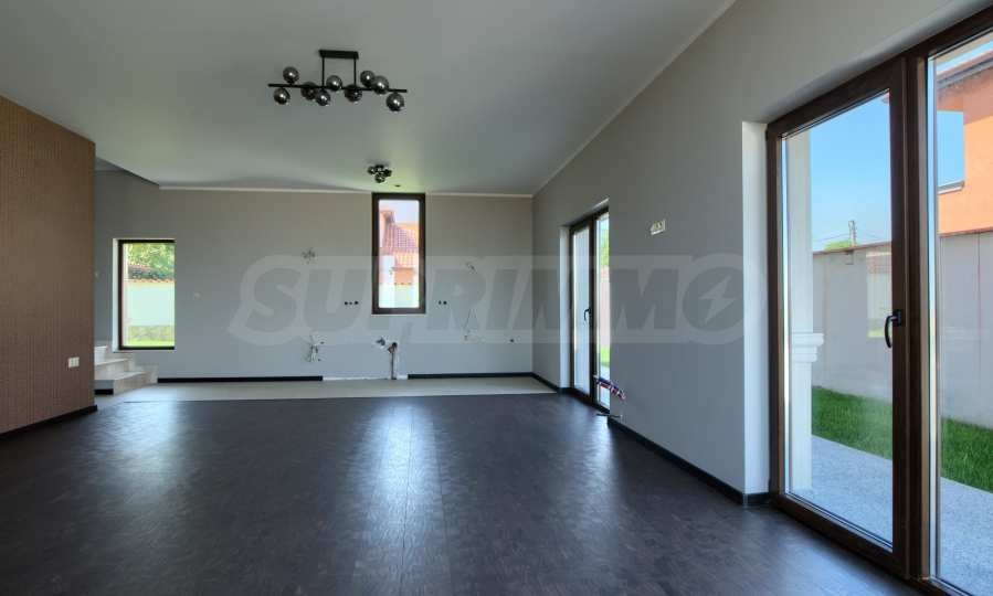 Продава КЪЩА, с. Белащица, област Пловдив, снимка 5 - Къщи - 55588652