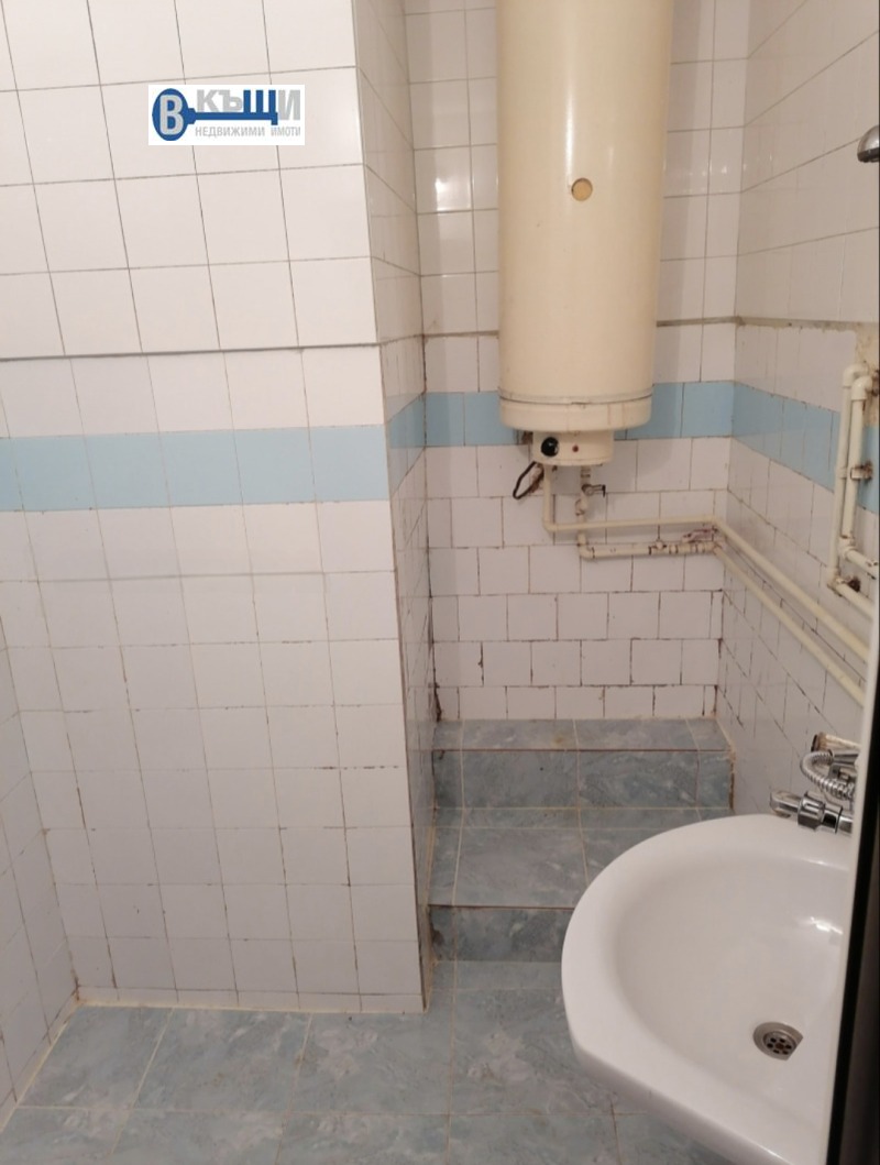 Продава 2-СТАЕН, гр. Велико Търново, Център, снимка 5 - Апартаменти - 53174931