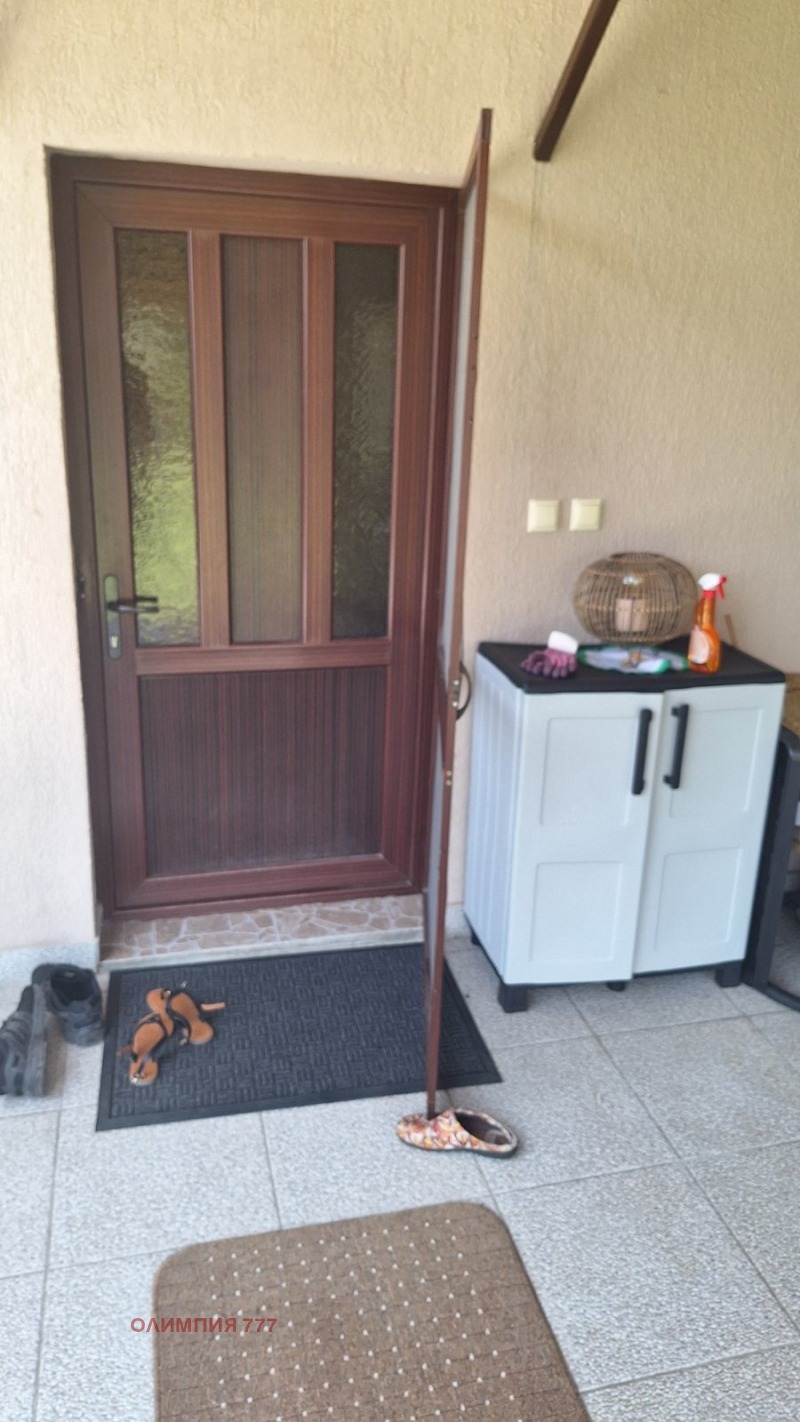 Продава КЪЩА, гр. Плевен, м-т Стражата, снимка 3 - Къщи - 52729480