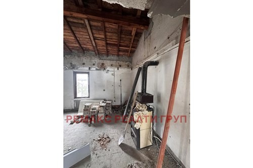 Продава КЪЩА, с. Руец, област Търговище, снимка 9 - Къщи - 55712435