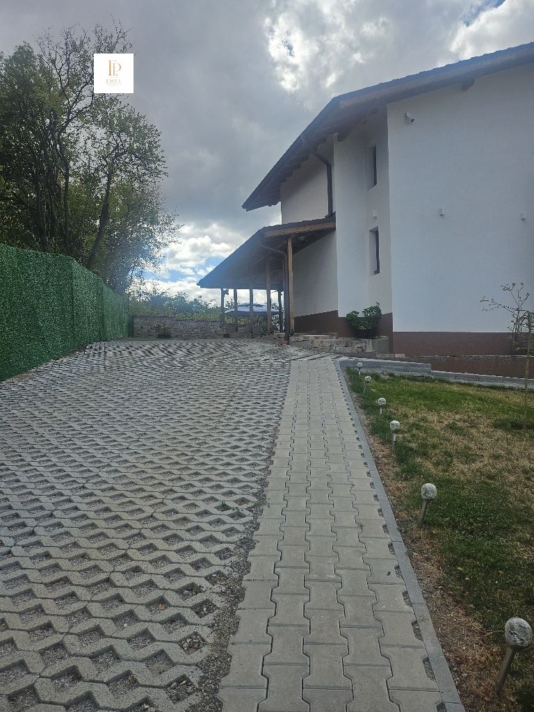 Продава КЪЩА, с. Студена, област Перник, снимка 2 - Къщи - 56180041