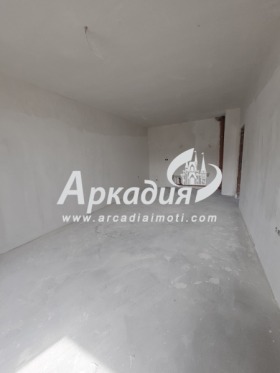 1 quarto Trakiia, Plovdiv 2