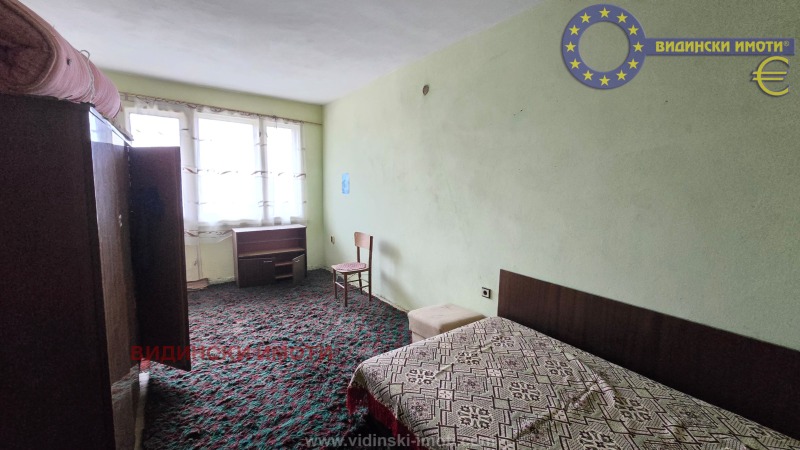 Продава КЪЩА, гр. Кула, област Видин, снимка 2 - Къщи - 53520035