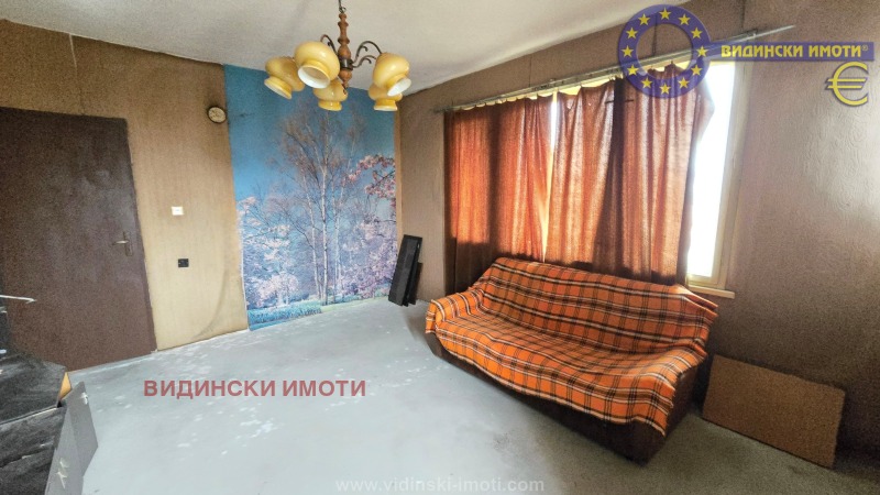 Продава КЪЩА, гр. Кула, област Видин, снимка 6 - Къщи - 53520035