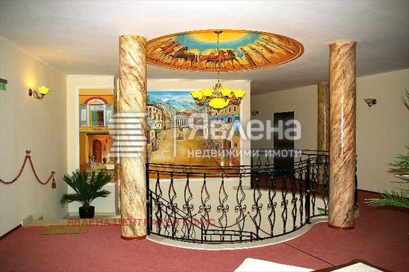 Продава ХОТЕЛ, гр. Златица, област София област, снимка 5 - Хотели - 56277160