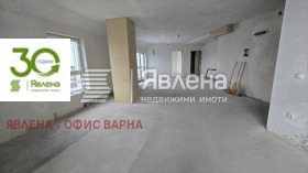 4-стаен град Варна, Операта 1