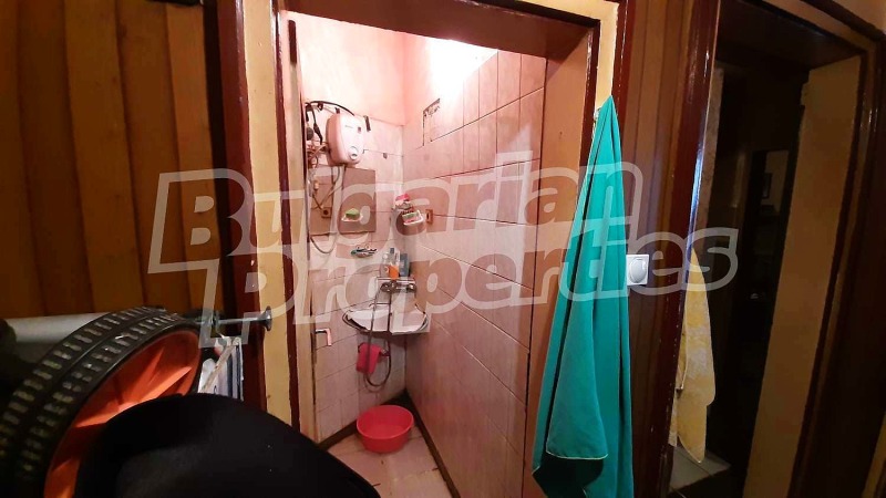 Продава 4-СТАЕН, гр. Варна, Гръцка махала, снимка 13 - Апартаменти - 46445418