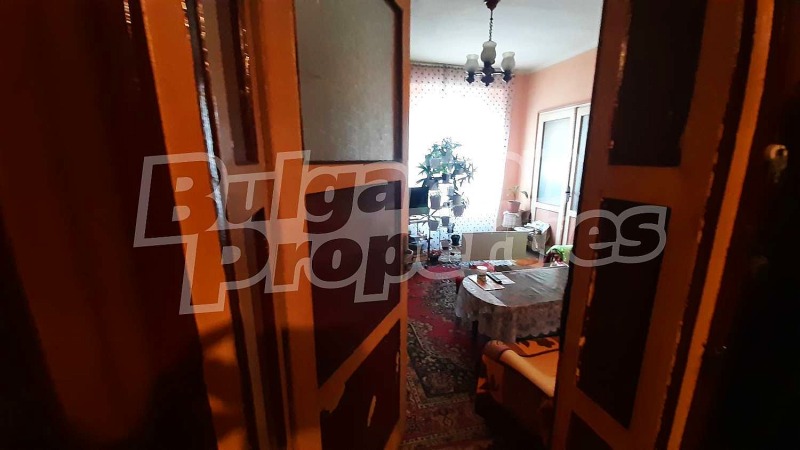 Продава 4-СТАЕН, гр. Варна, Гръцка махала, снимка 15 - Апартаменти - 46445418