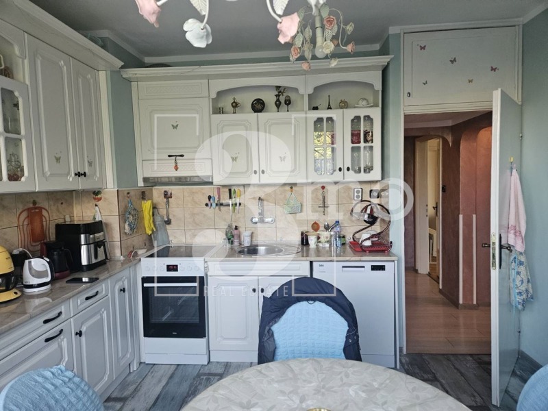 Zu verkaufen  2 Schlafzimmer Sofia , Druschba 2 , 85 qm | 28861100 - Bild [2]