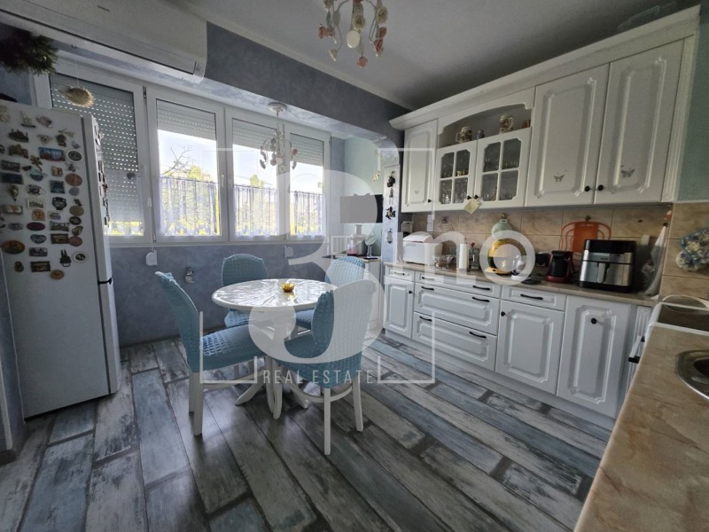 Zu verkaufen  2 Schlafzimmer Sofia , Druschba 2 , 85 qm | 28861100
