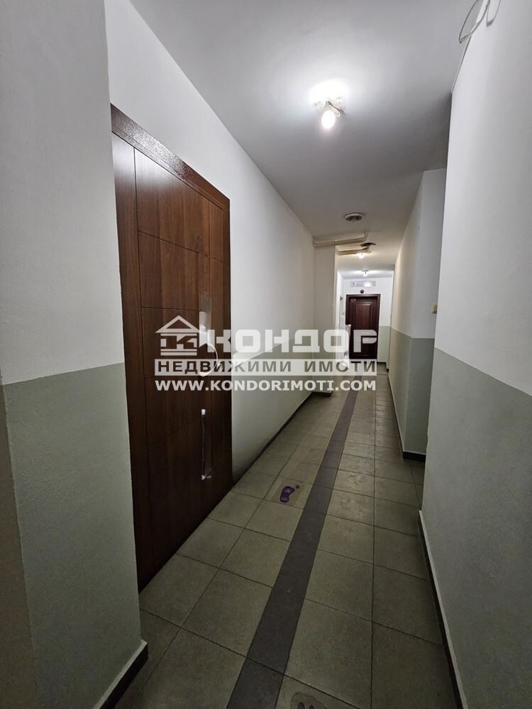 Продава ОФИС, гр. Пловдив, Кършияка, снимка 2 - Офиси - 54263085